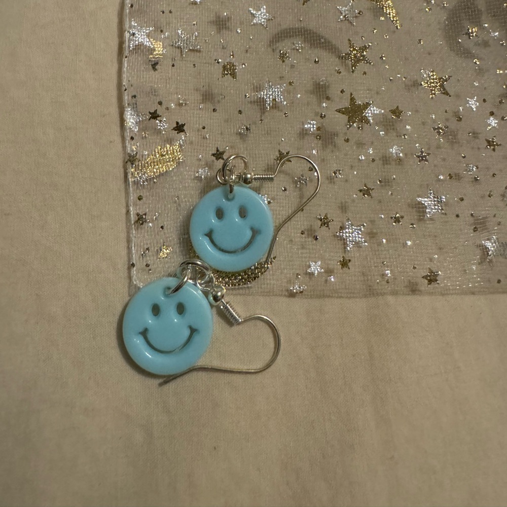 BABY BLUE SMILEY FACE EARRINGS